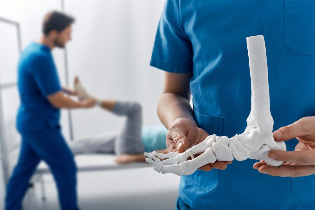 How to Become a Podiatry Medical Assistant